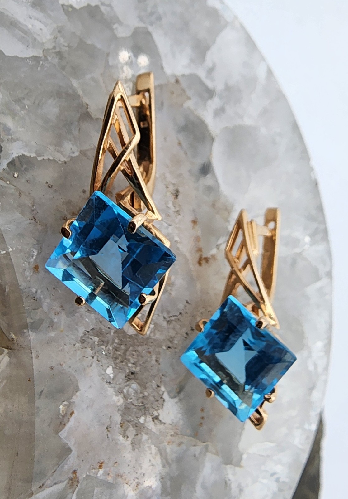 14k .585 Gold Art Nouveau Revival Swiss Blue Topaz Earrings Au 2647