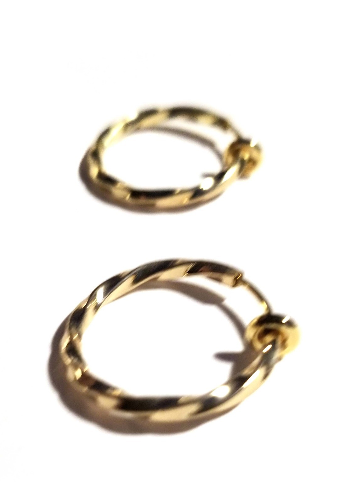 CLIP-ON EARRINGS TWISTED HOOP PLATED GOLD OR SILVER TONE 1 INCH ROUND