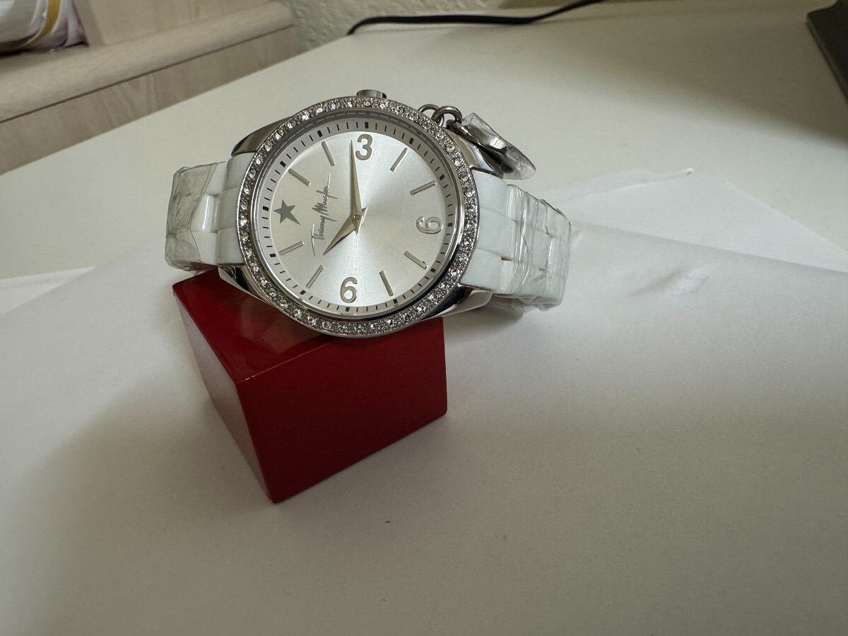 NOS THIERRY MUGLER Crystal Silver and white plastic band watch 4715002