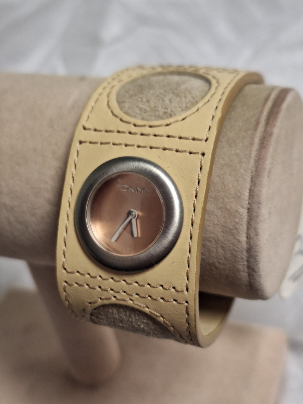 DKNY Ladies Watch Silver with Beige Leather Band NY39ast06