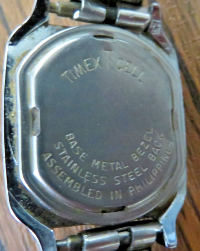 Vintage 1983 Q Timex Quartz LCD Women’s Watch 1980’s Works