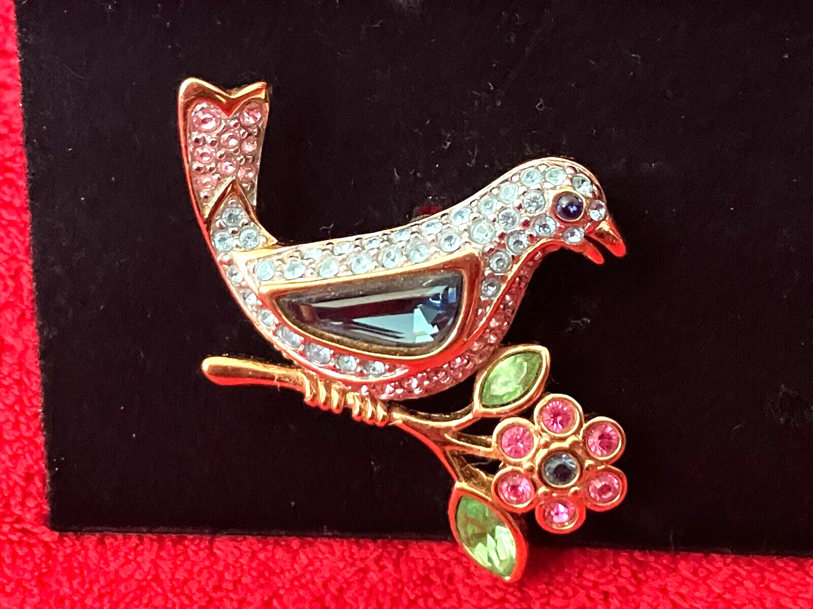 SWAROVSKI BIRD OF PARADISE PINK BLUE PAVE CRYSTAL GOLD TONE BROOCH PIN ~ USA LD