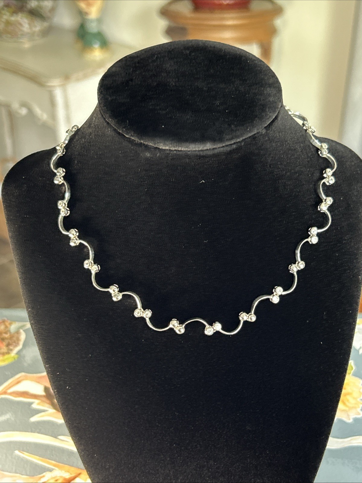 Vintage 925 Sterling Silver Scallop Bib Choker Necklace CZ’s 15 inch
