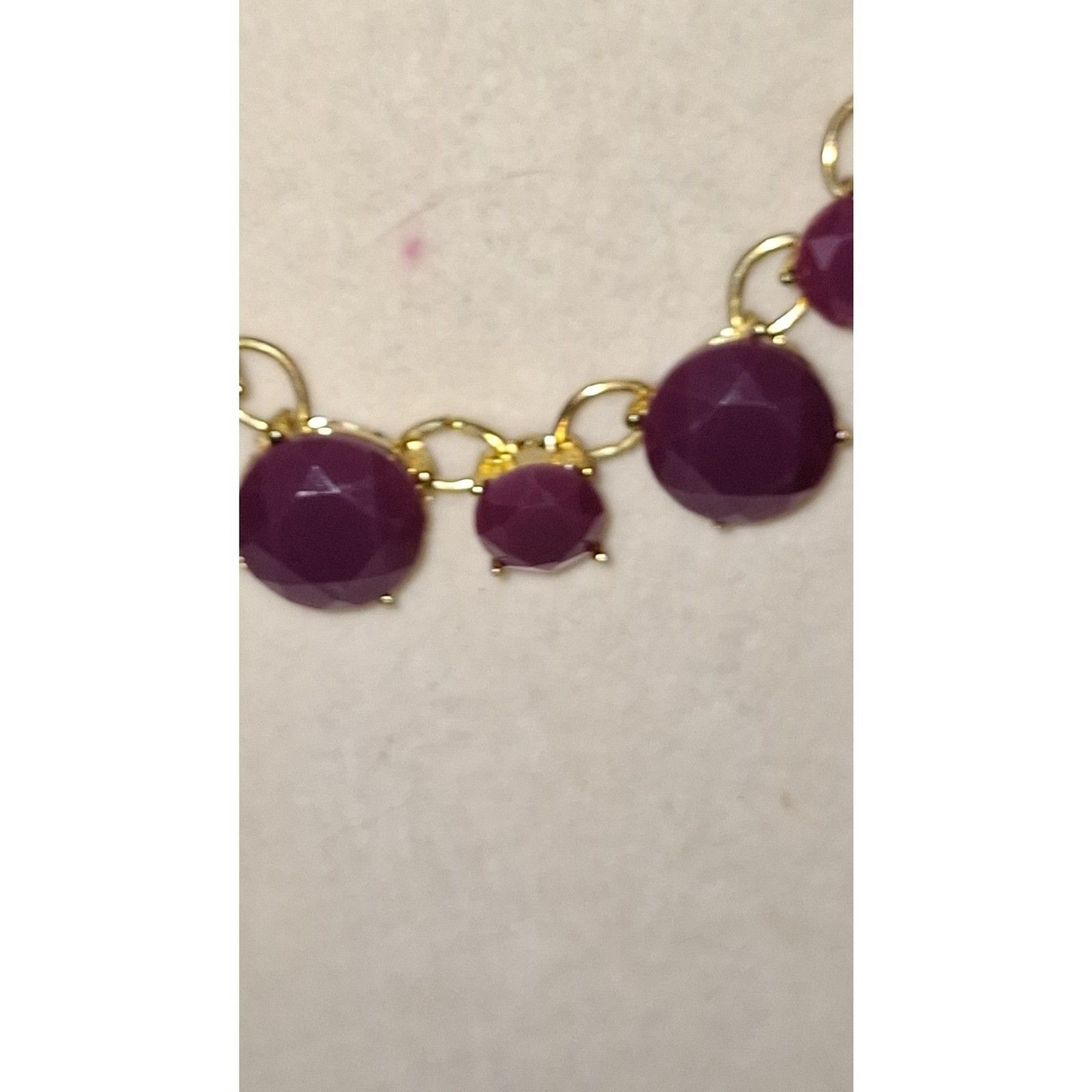 A Purple Glass Rhinestone Necklace Faceted Gold Tone Elegant Quiet Luxury