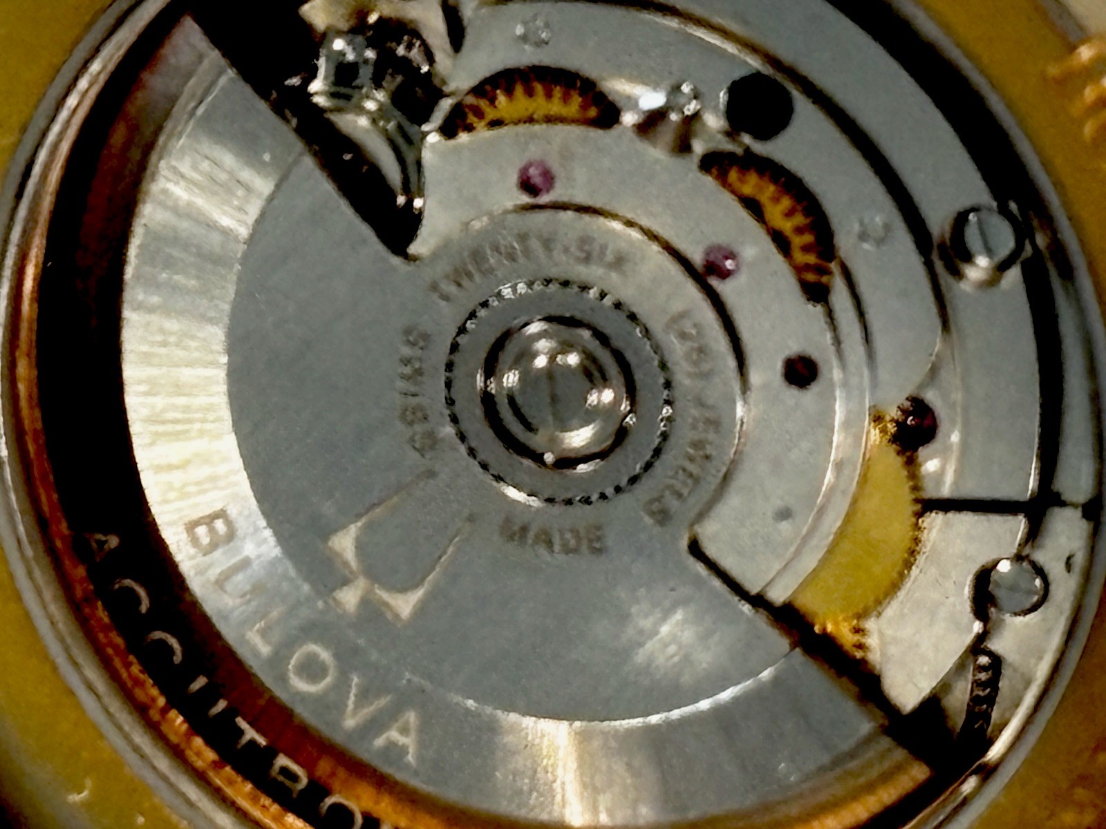 Bulova Accutron Curacao 64B108 Swiss SW200 Automatic 300M Dive Watch Full Kit