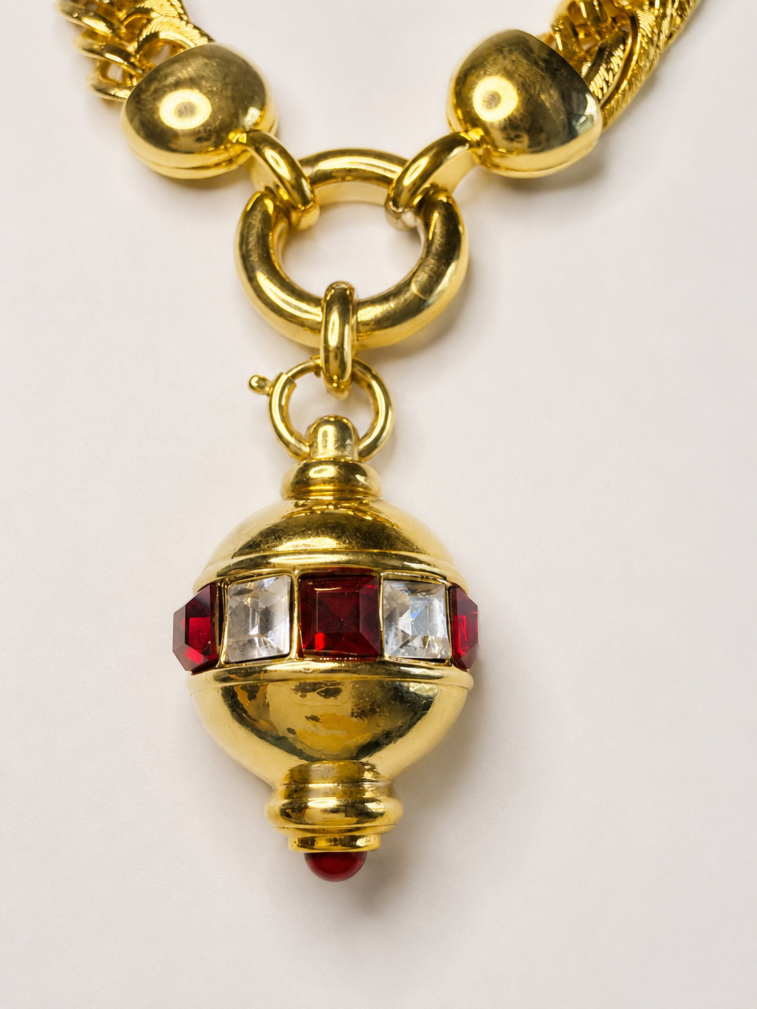 Vintage Gold Tone Chunky Chain Necklace Red Crystal Orb Pendant Statement