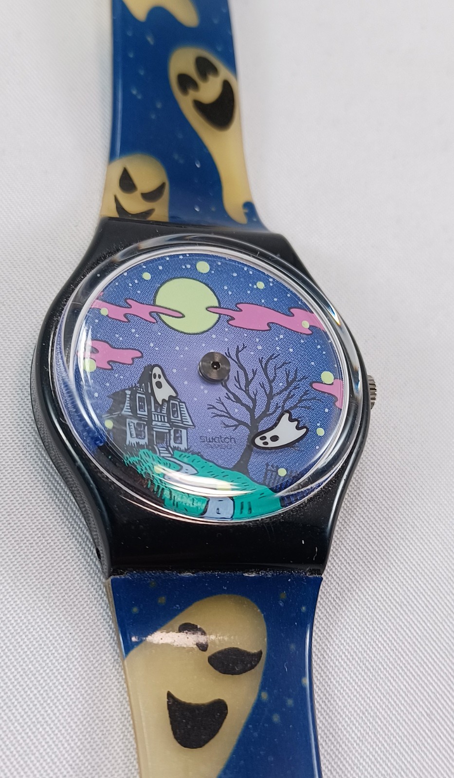 Swatch “Geisterstund” GB192 Haunted House Ghost Stories Halloween Release 1999