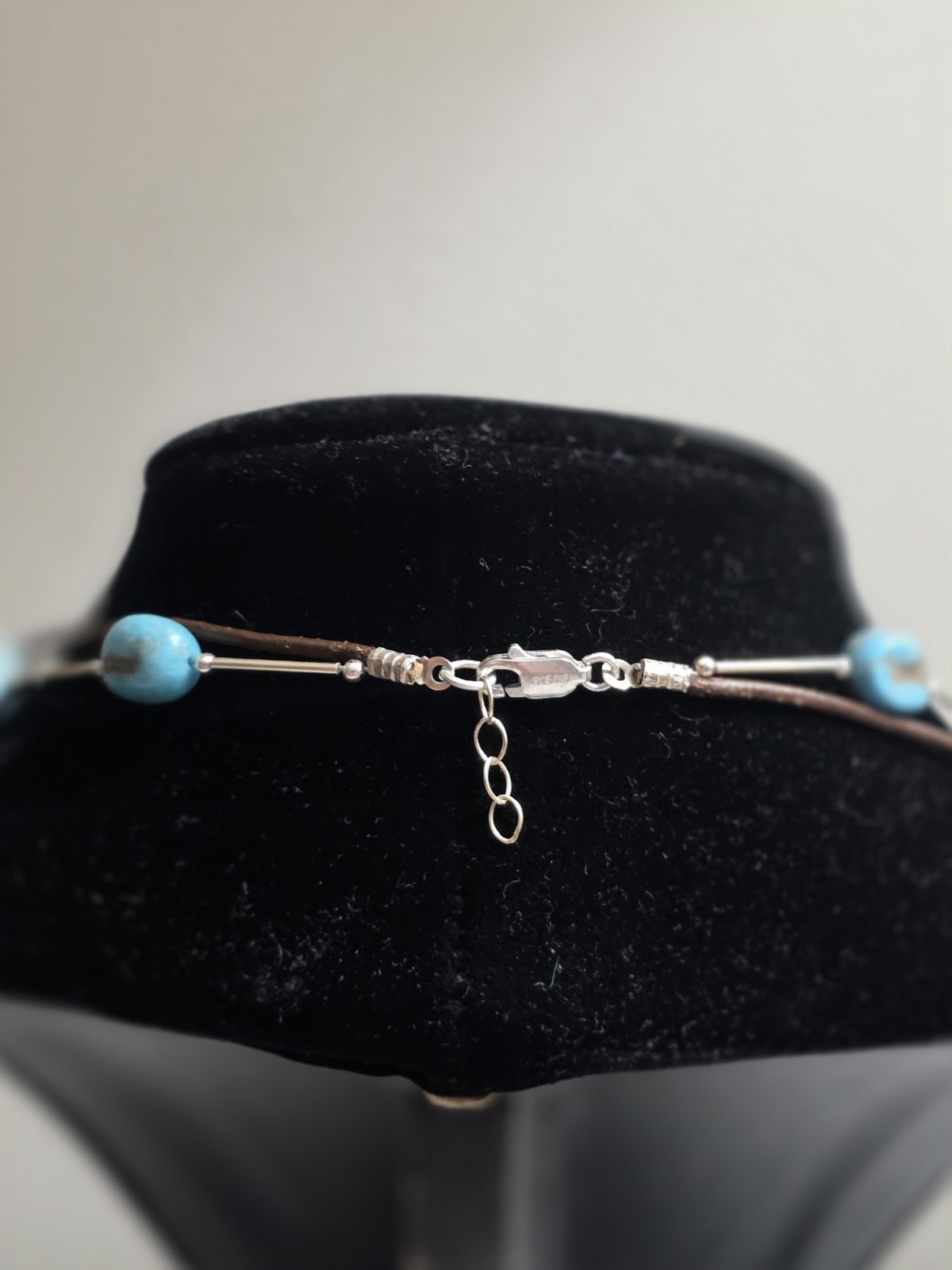 VINTAGE TURQUOISE LIQUID STERLING SILVER 925 NECKLACE Choker. Good Condition.