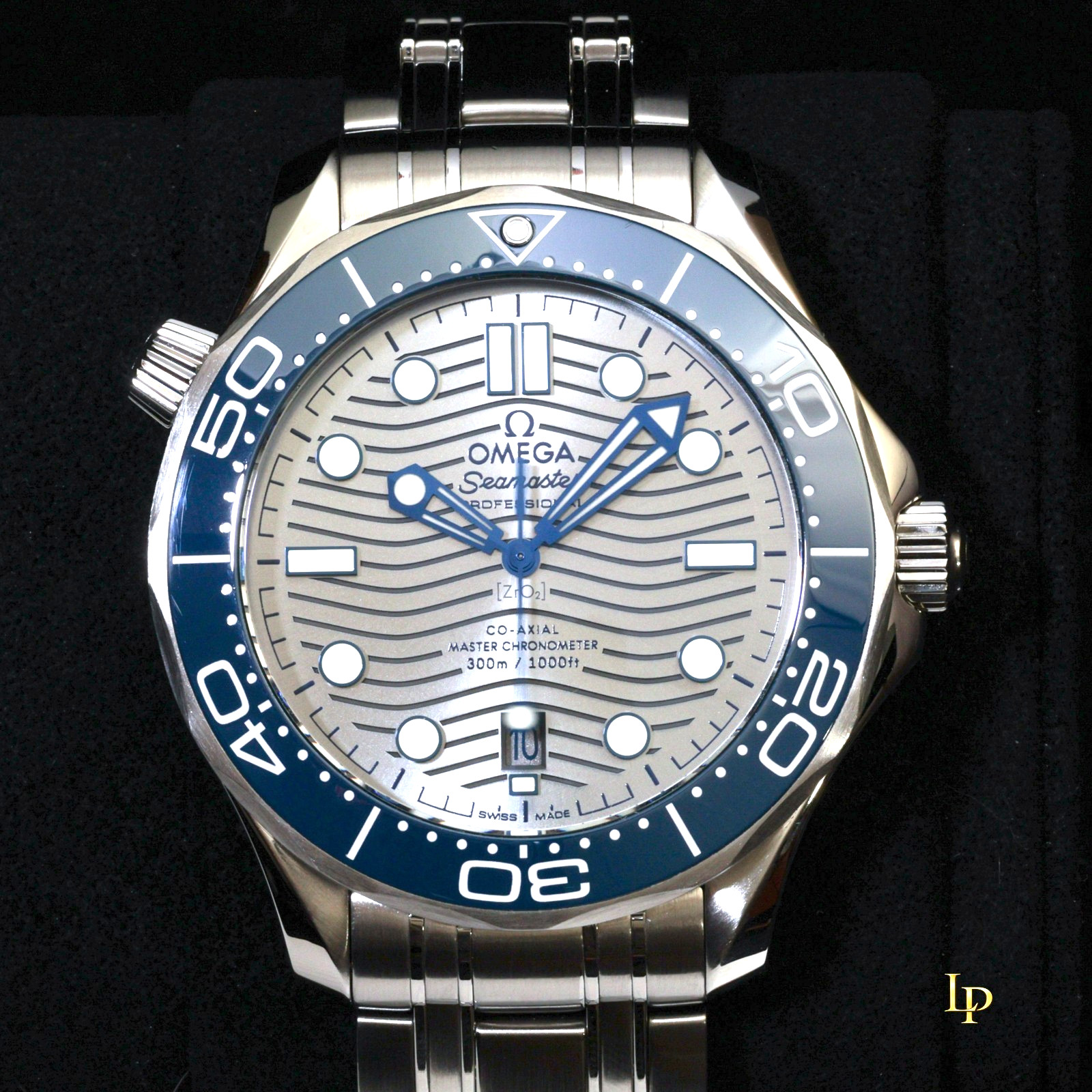 Omega Seamaster Diver 300M 42mm Gray Wave Dial 210.30.42.20.06.001