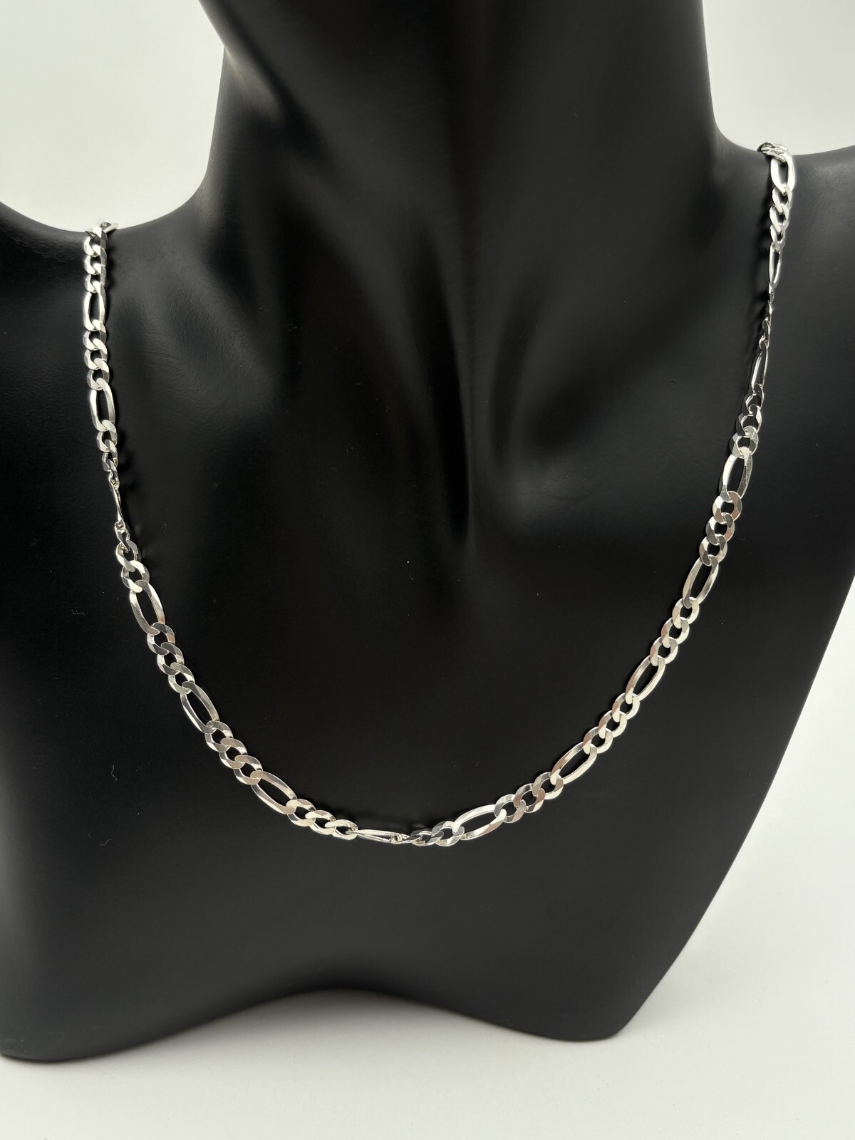 STERLING SILVER 925 ITALY 24″ FIGARO CHAIN NECKLACE 4.4 mm wide 10.7g