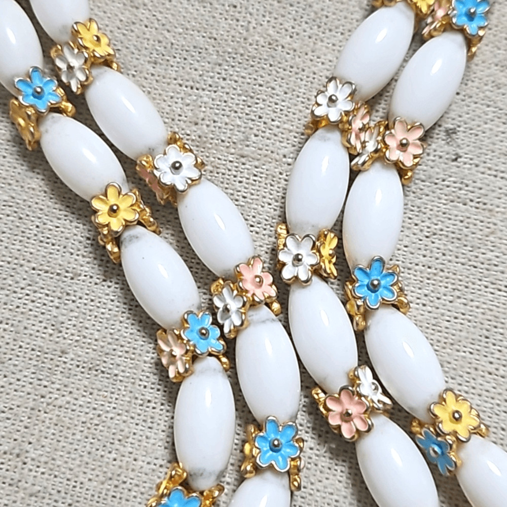 Vintage Crown Trifari Alfred Philippe Pastel Bouquet Milk Glass Necklace
