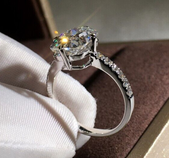 925 Silver Plated Valentine Gift Jewelry 2 CT Simulated Diamond Sparkle Ring |