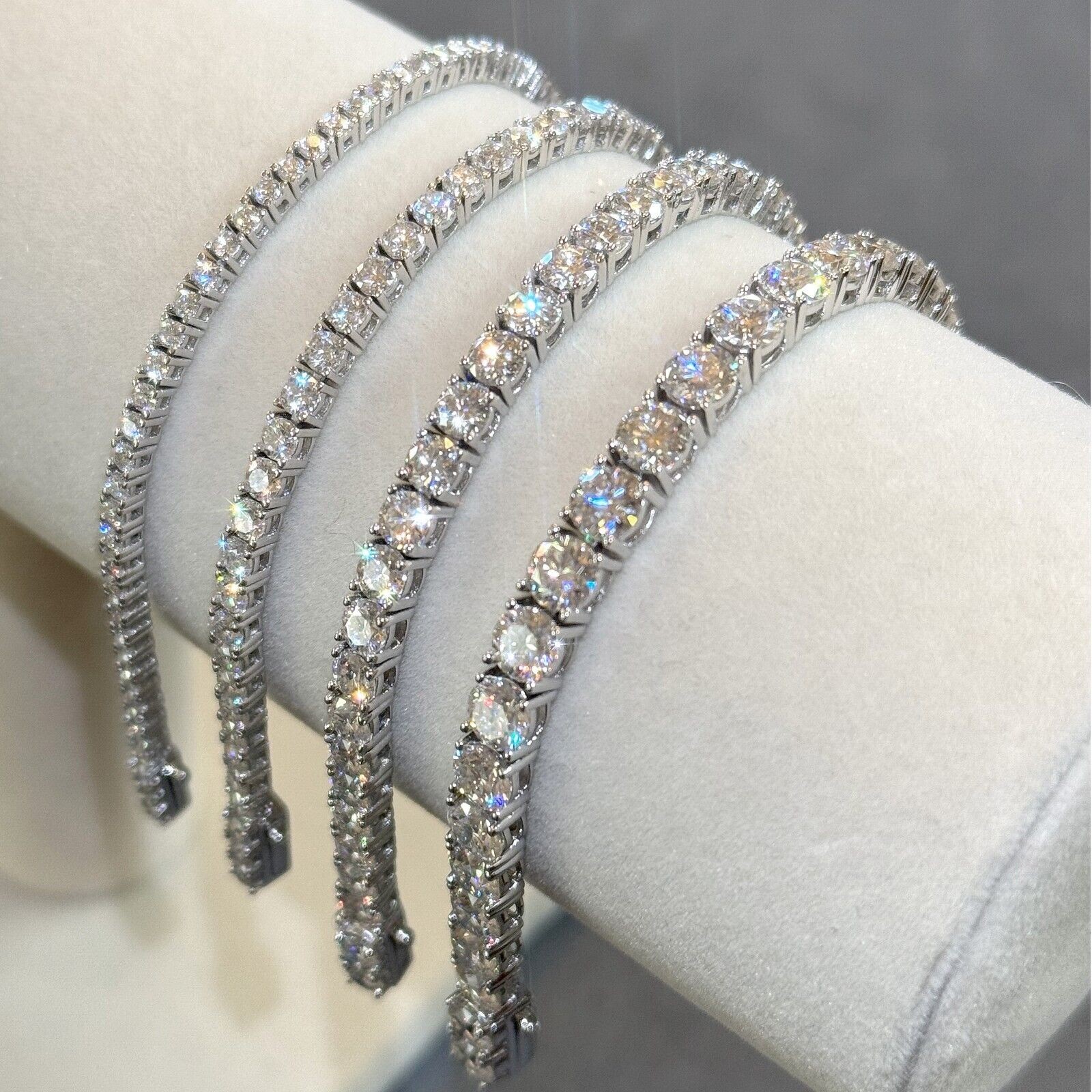 VVS1 Certified Moissanite Tennis Bracelet – 925 Silver or Gold Plated All Sizes