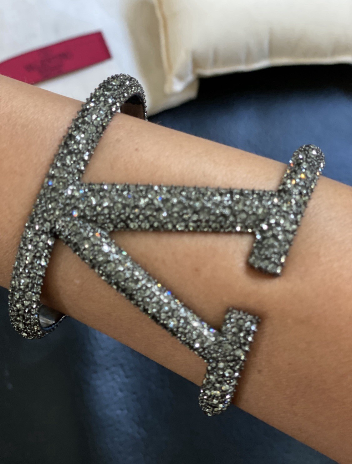 Gorgeous Valentino V Logo Bracelet! Brand New with Tags!