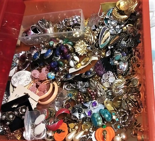 Jewelry Lot ALL Good Wear Resell Brooch Art Estate Vintage Modern 5 Pc NO Junk