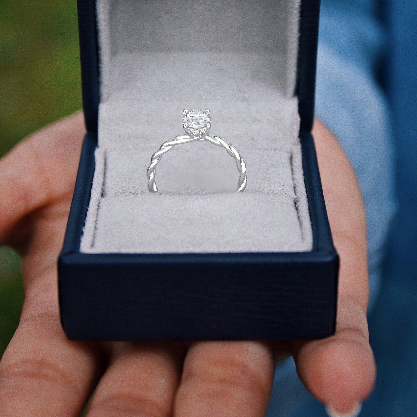 1.05 Ct Oval Cut Diamond Engagement Ring VS2 D White Gold 14k