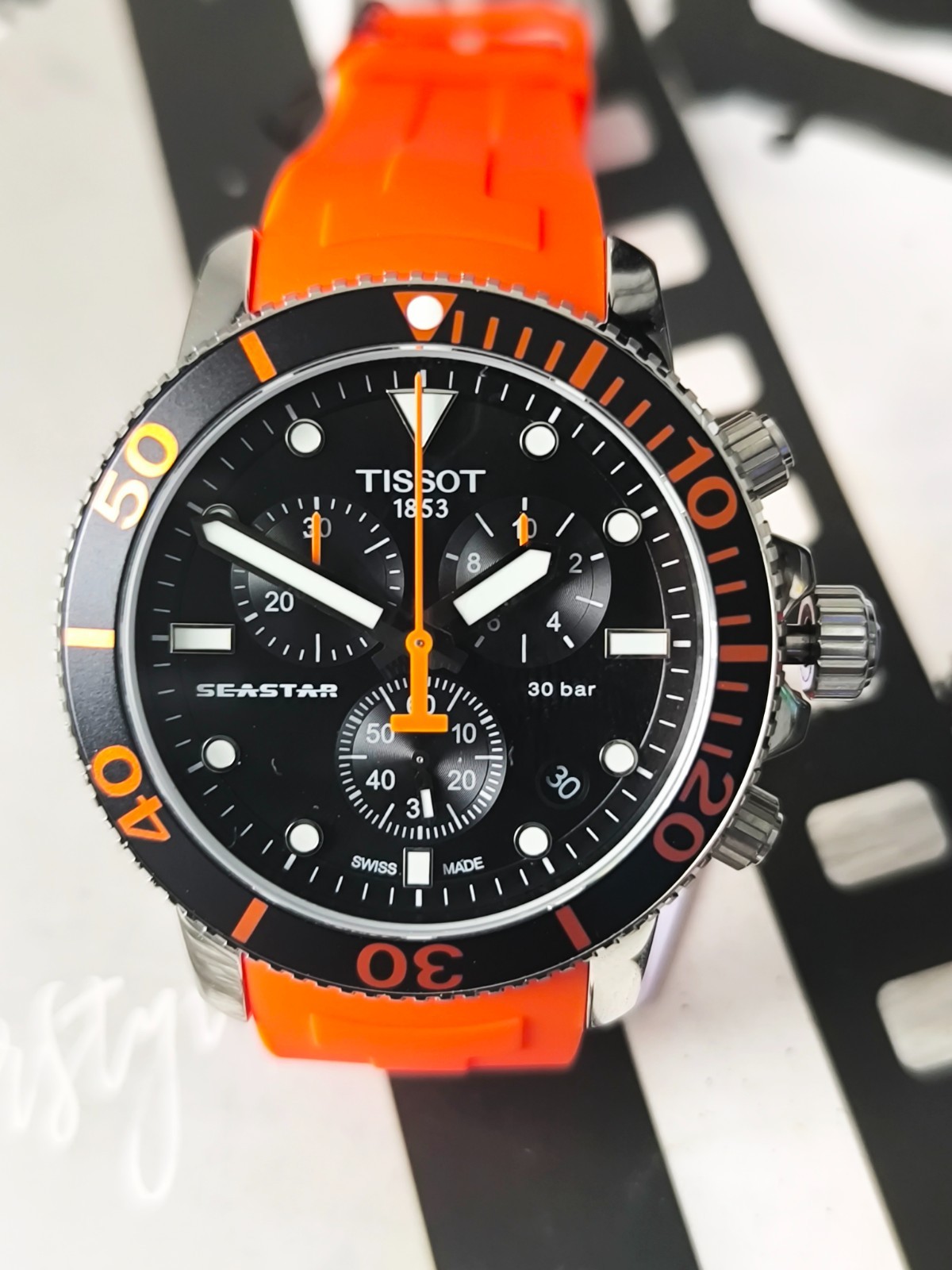 TISSOT SEASTAR 1000 Chronograph ORANGE T120.417.17.051.01