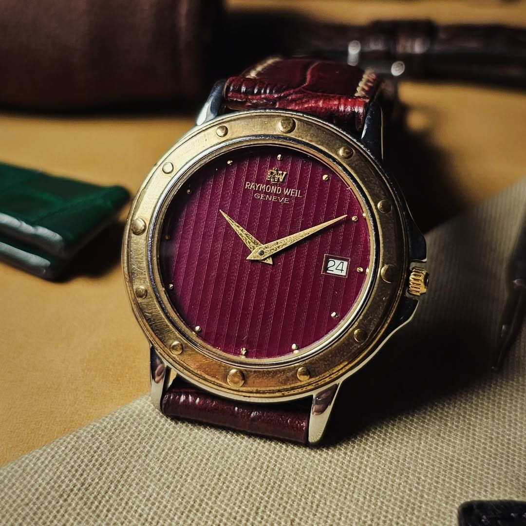Rare Raymond Weil Tango Quartz 5560 Red Guilloche Dial Watch Leather Vintage