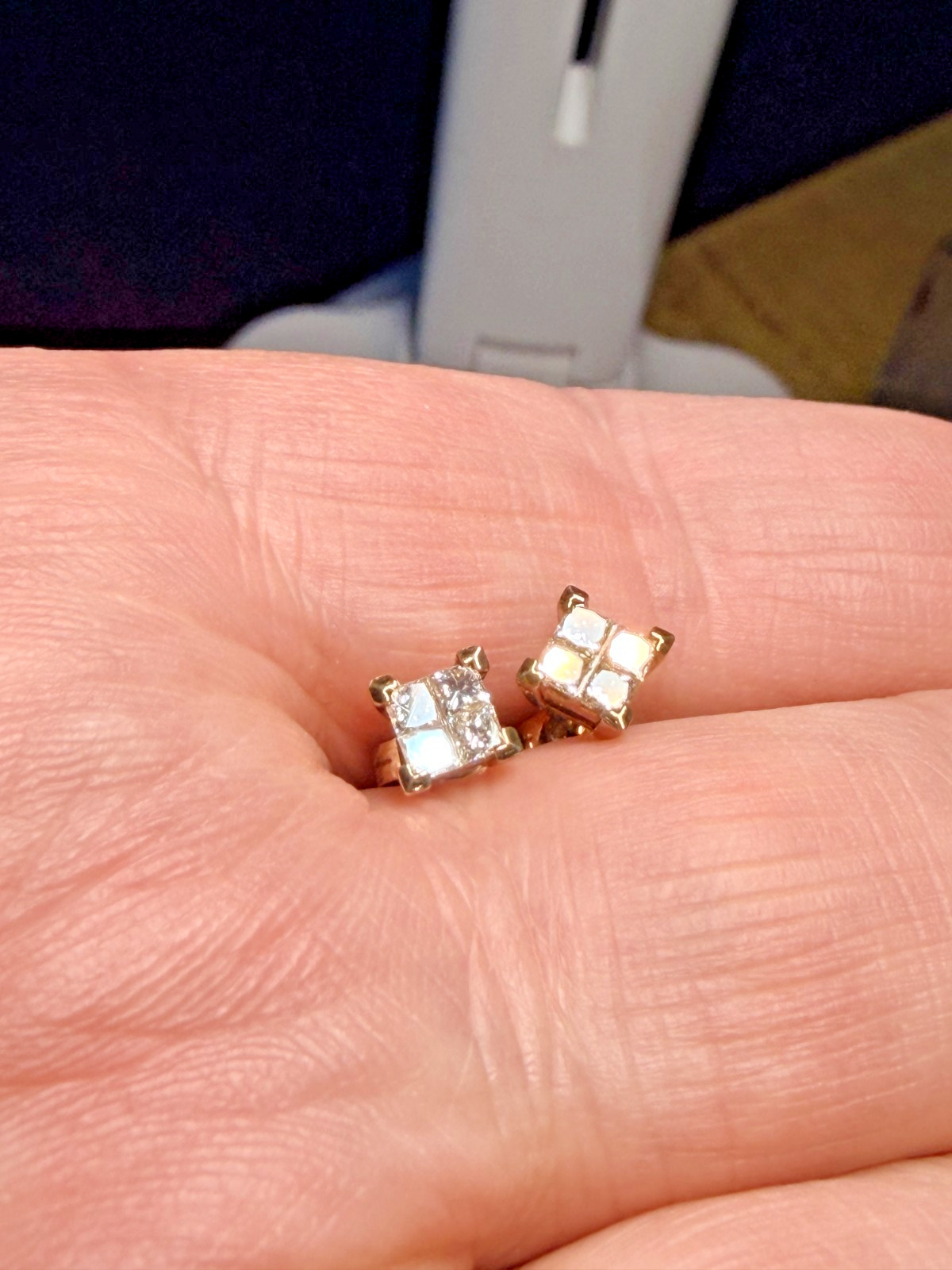 Vintage Gold Stud Earrings – Lab Diamonds? – 9K Solid Gold