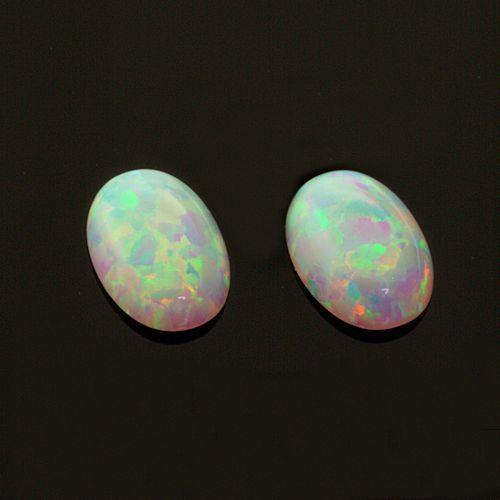 (7x5mm – 14x10mm) Lab Created White Opal Oval Cabochon (Bright flash of colors)