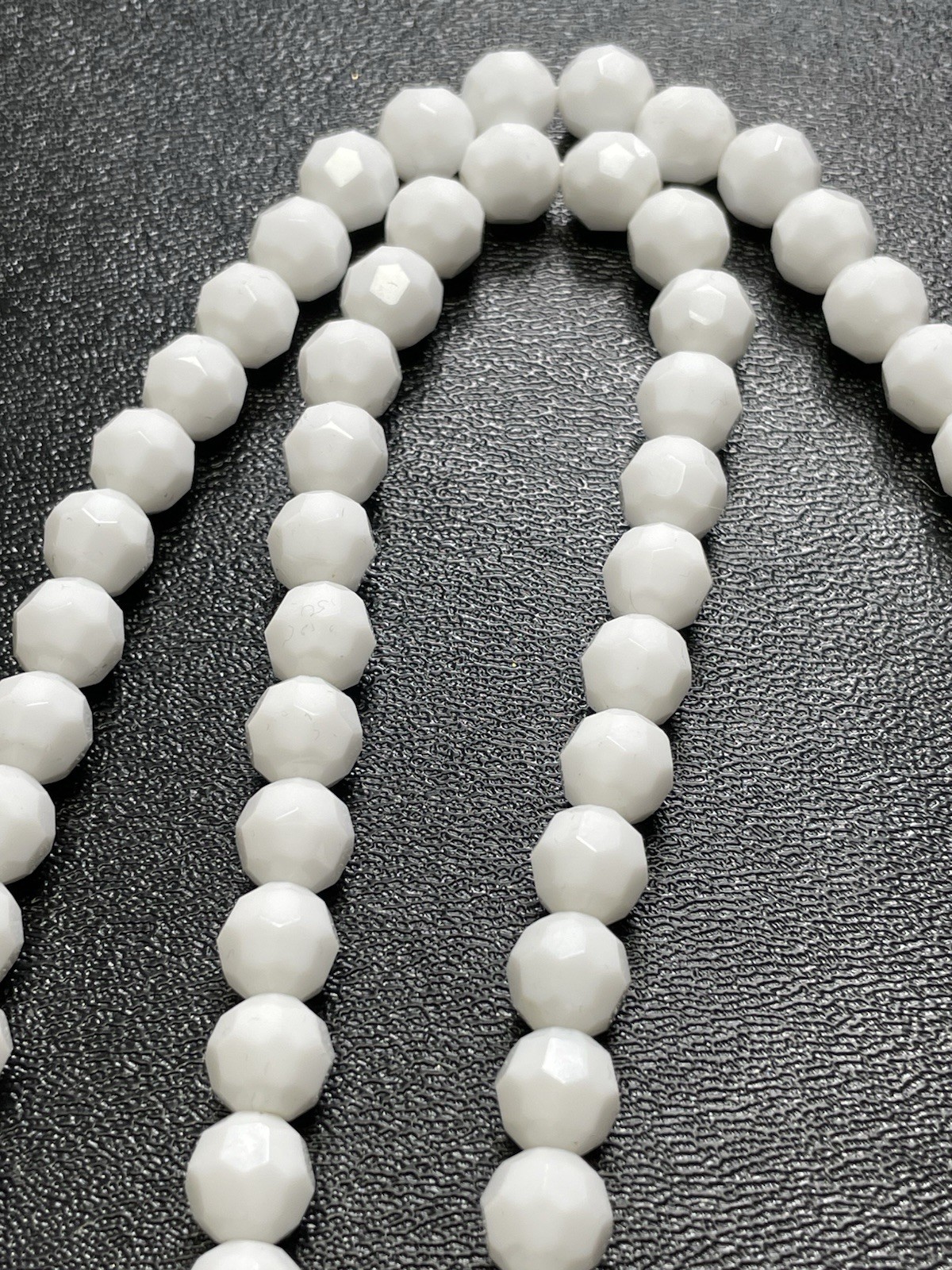 Vintage 22” White Heavy Faceted Glass Beaded Necklace Gold Tone Push Lock Clasp