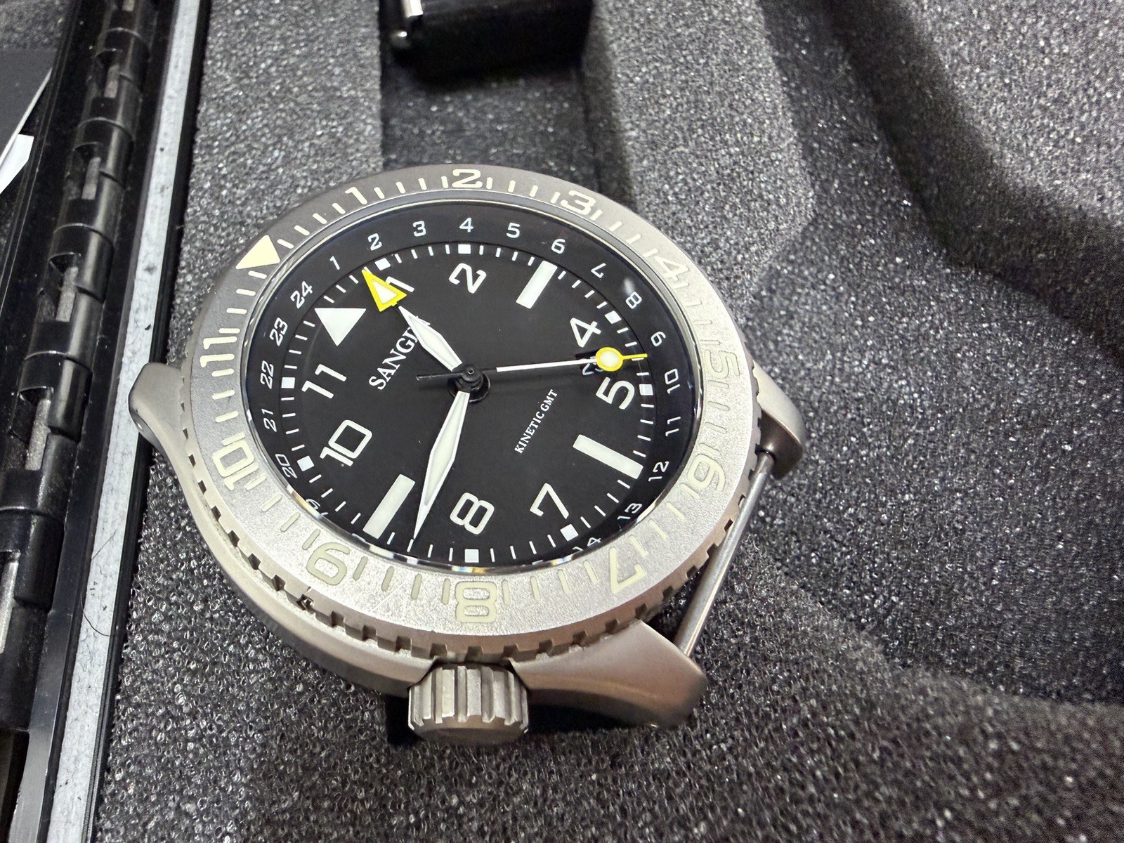 Sangin Instruments Kinetic II Pilot GMT Watch NATO Strap