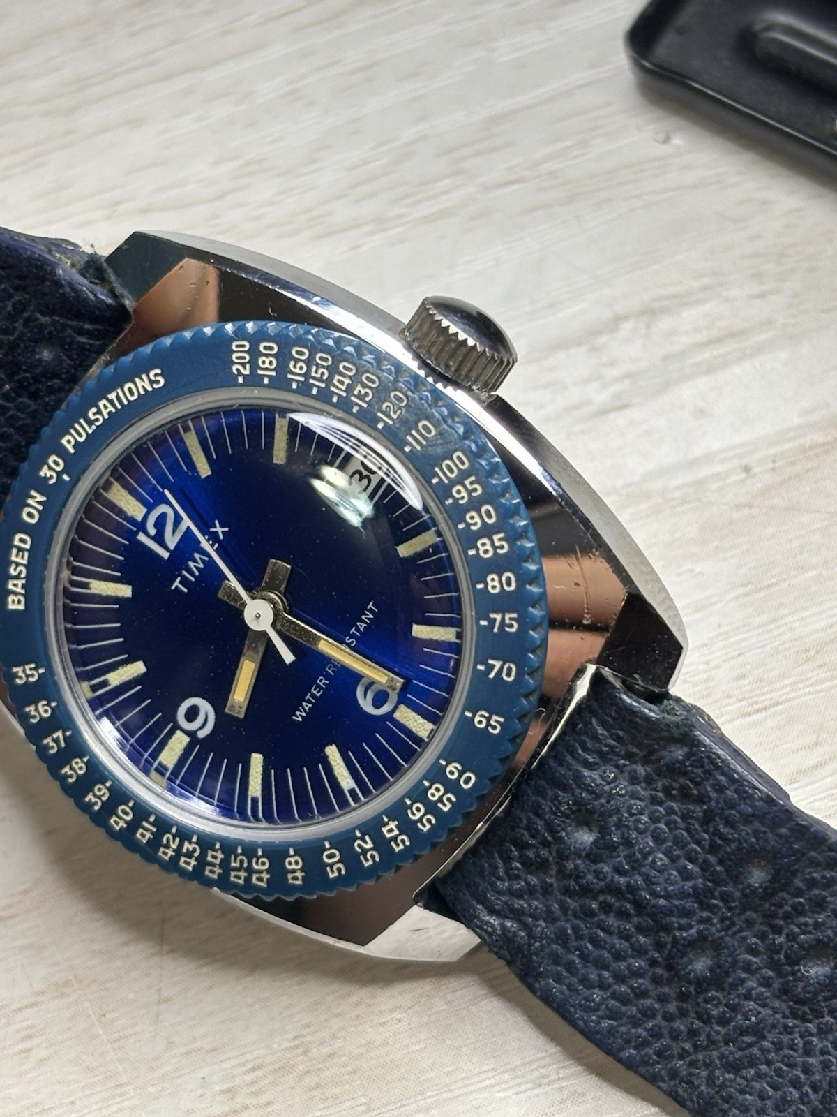 Vintage 1970’s Timex Sprite Nurse Doctor Watch 23776 Blue Pulsations Bezel 31mm