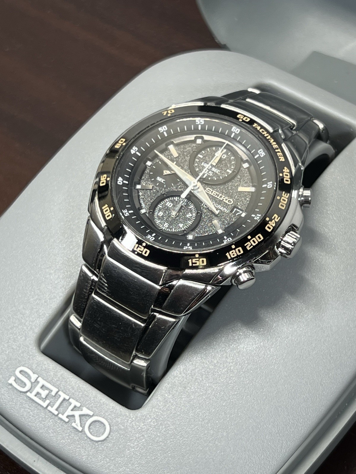 SEIKO Speed Racer Chrono SND703P Men’s Date Quartz Watch 7T92-0HE0 10ATM Ø42mm