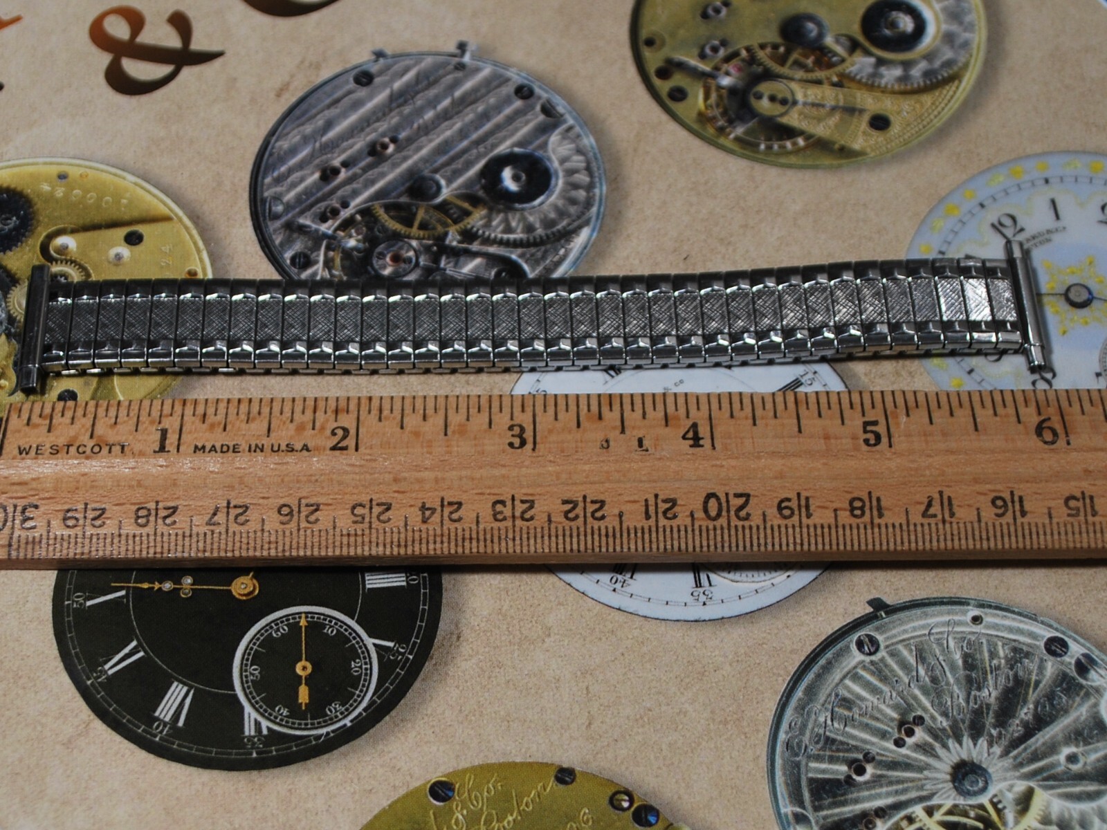 Nice 16MM to 22MM Stainless Steel Men’s Expansion Watch Band –CHA020223