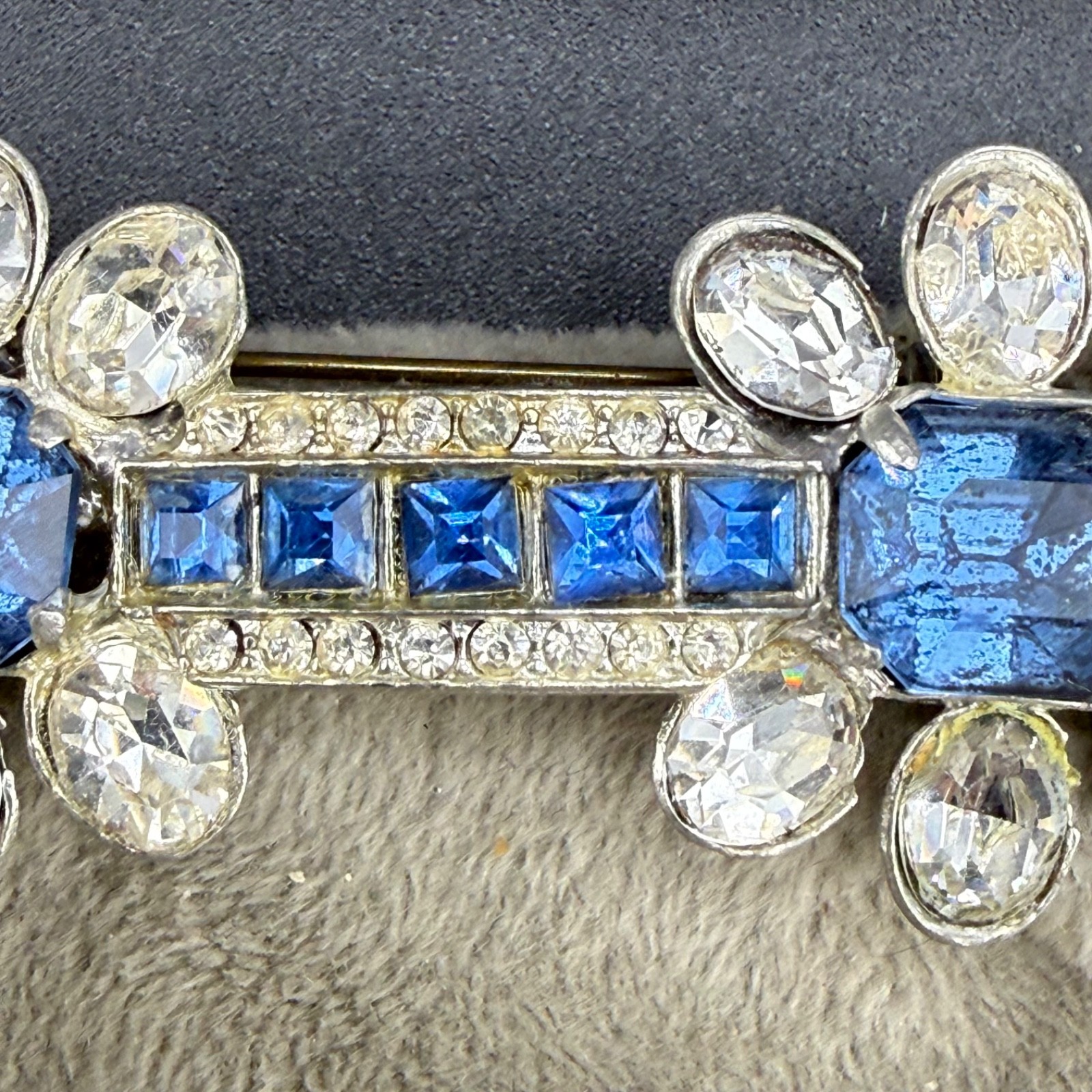 Vintage Art Deco Rhinestone Brooch Blue Silver Tone