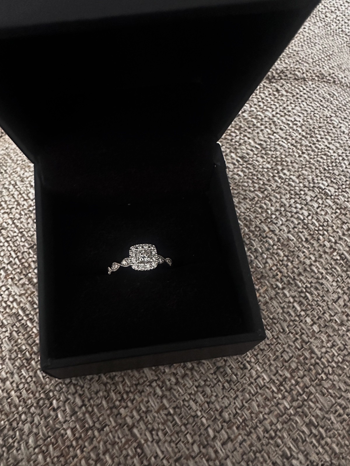 Authentic Zales Diamond Engagement Ring. 14k White Gold Diamond Halo.