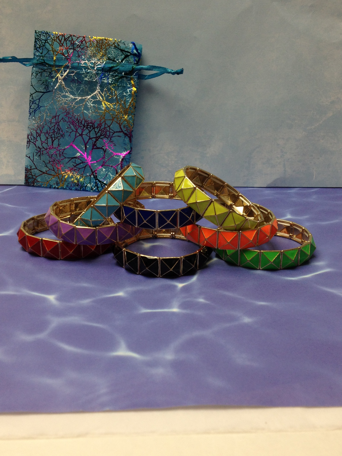 PRETTY GIRL LADY BRACELETS Blue Black Green Orange Purple Red Turquoise Yellow