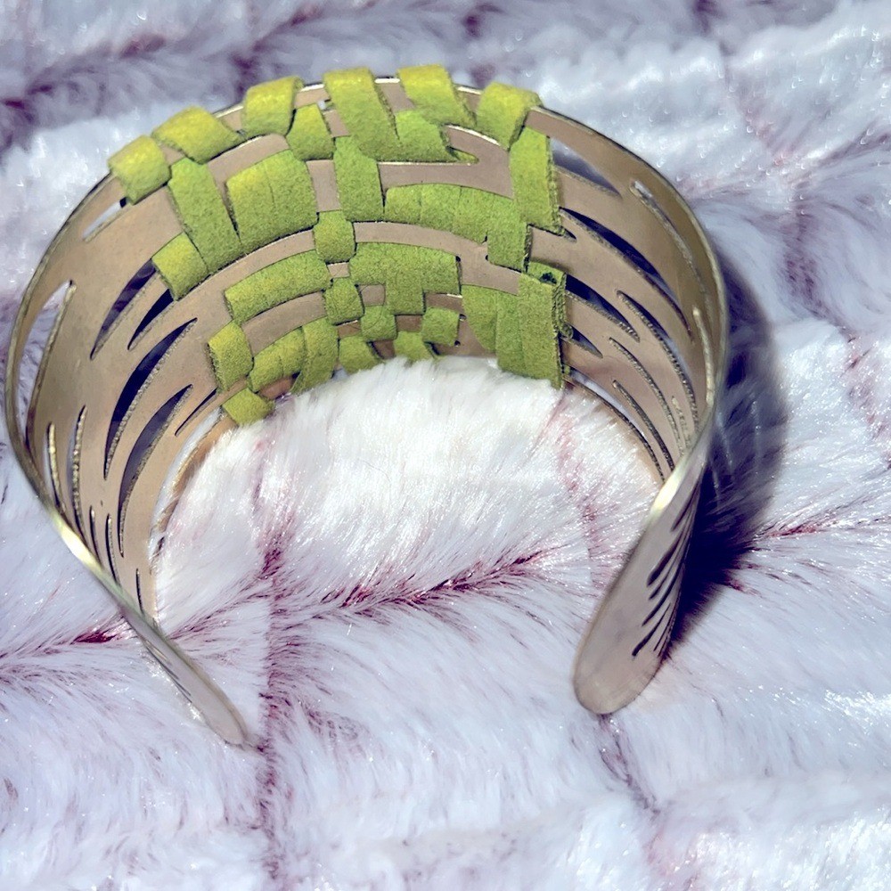 Vibrant Green and Gold Basket-Weave Bracelet and Bow Bracelet 2 Piece