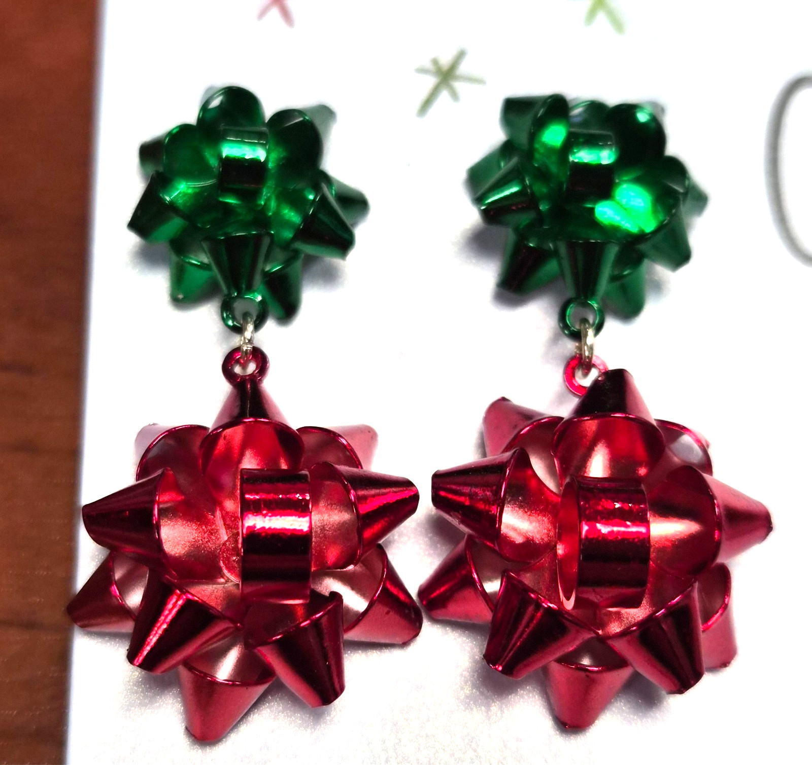 Estate Gangsta Wrapper By Roman Christmas Bow Pierced Dangle Earrings NOS