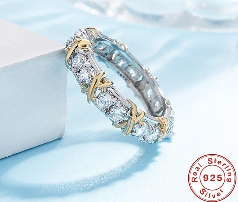 Classic Luxury 925 Sterling Silver Ring with Zircon Crystal Ring for Woman Gift