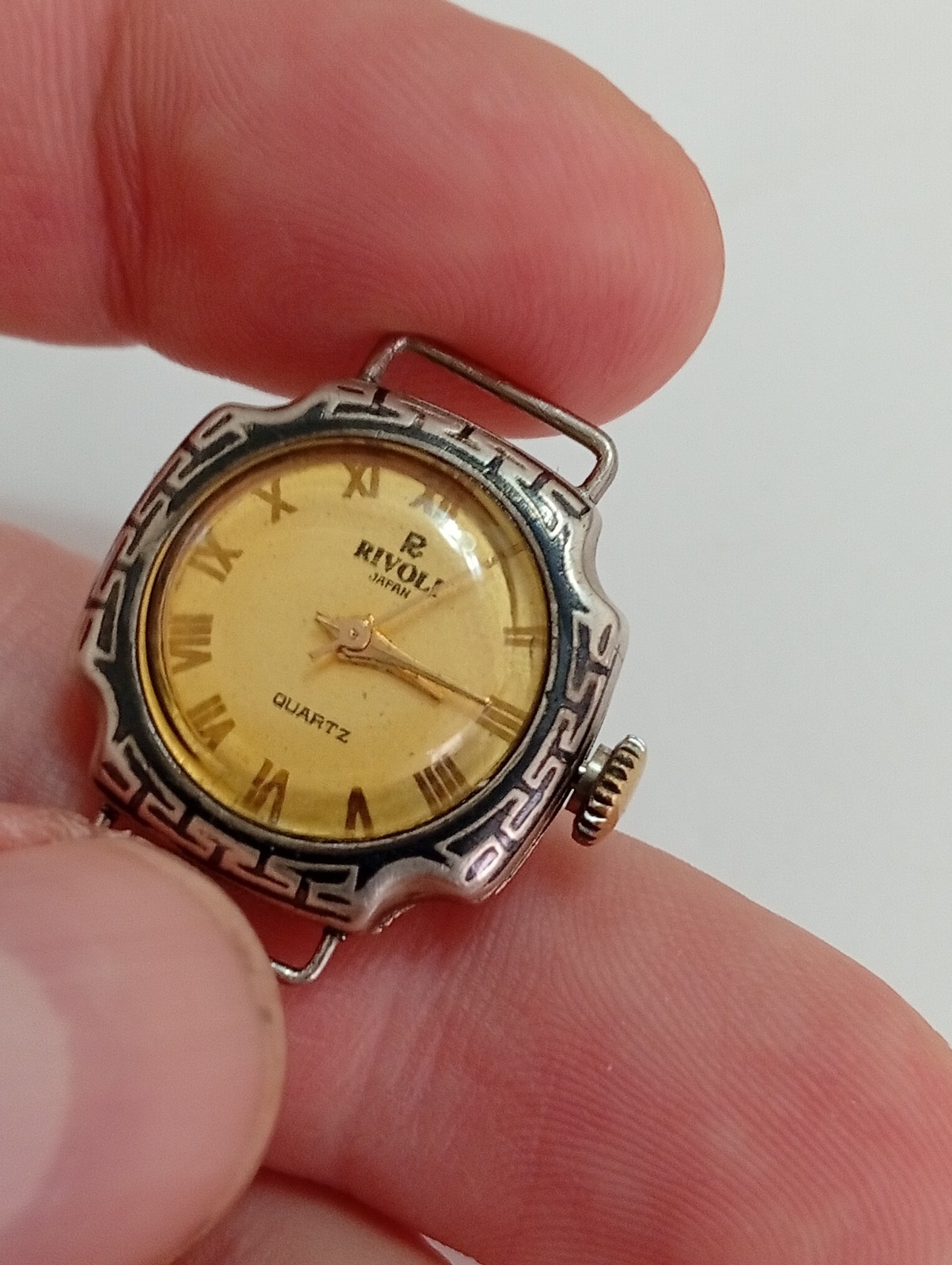 Vintage Rivoli Japan Quartz woman’s Watch – 800 Silver Case – For Parts