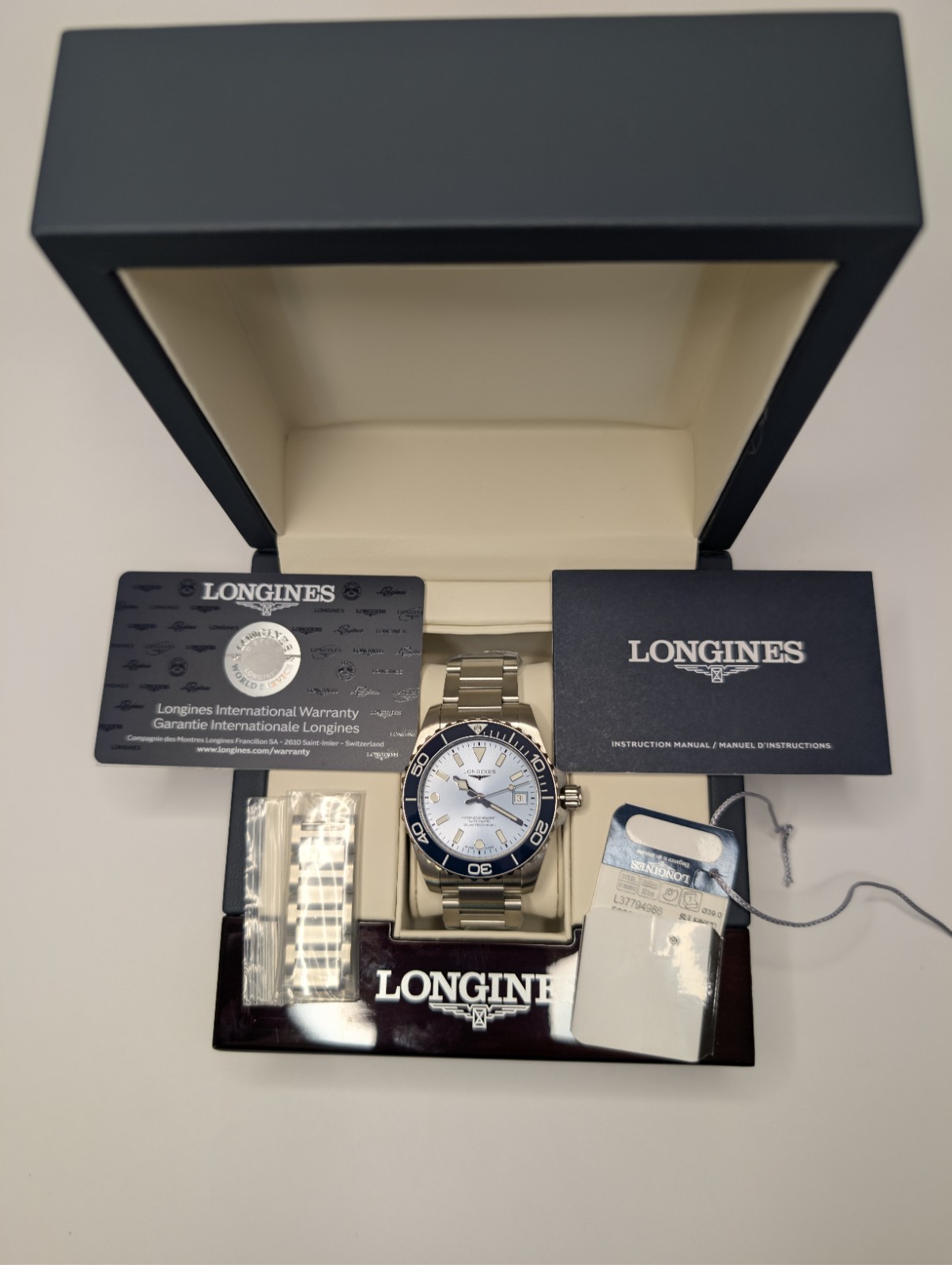 Longines HydroConquest Boutique Only Special Edition Automatic 39mm Box & Papers