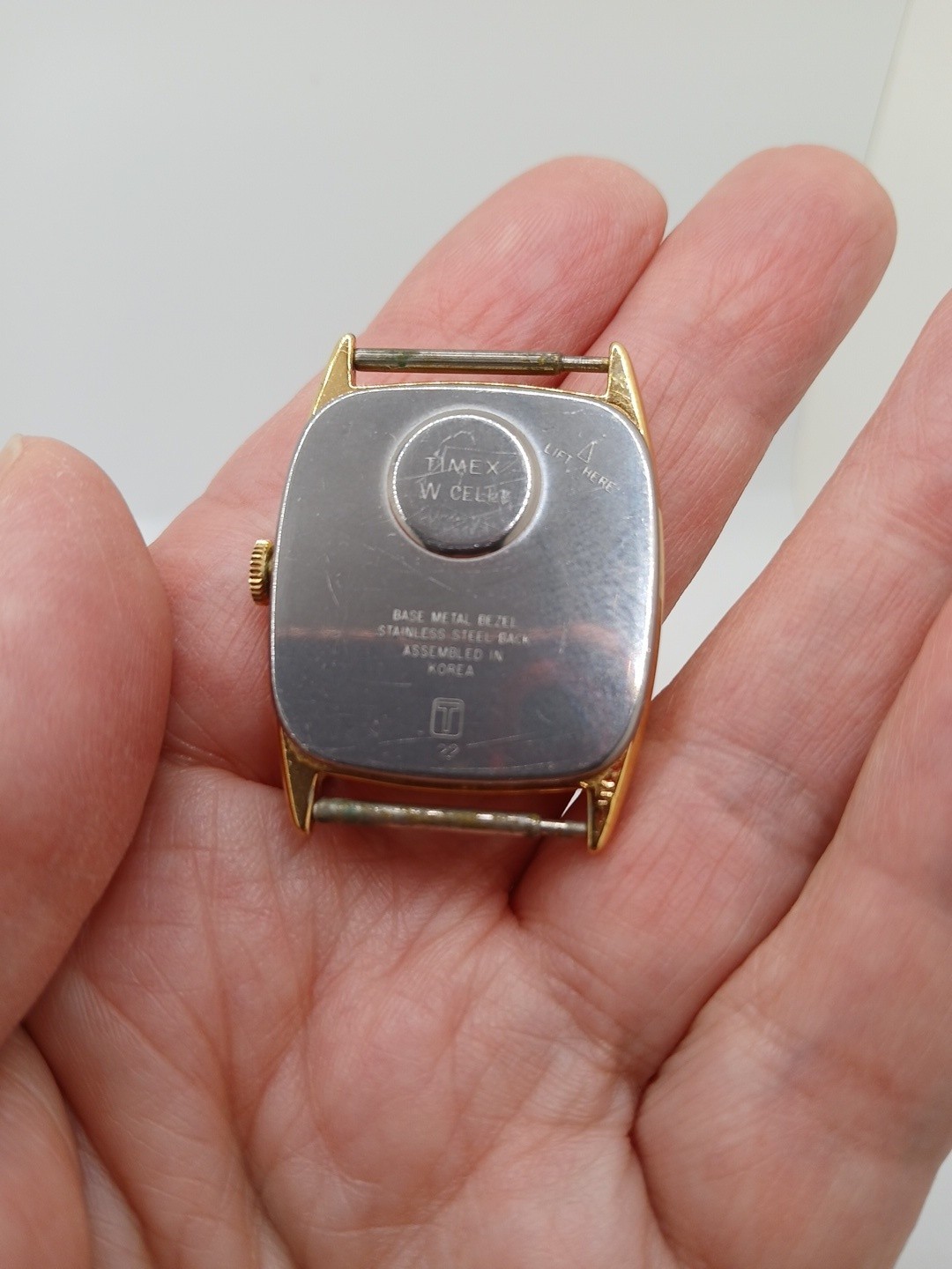 Vtg Timex Watch Men 29mm Gold Tone Rectangle 1990 Date Nice Cosmetic Condition