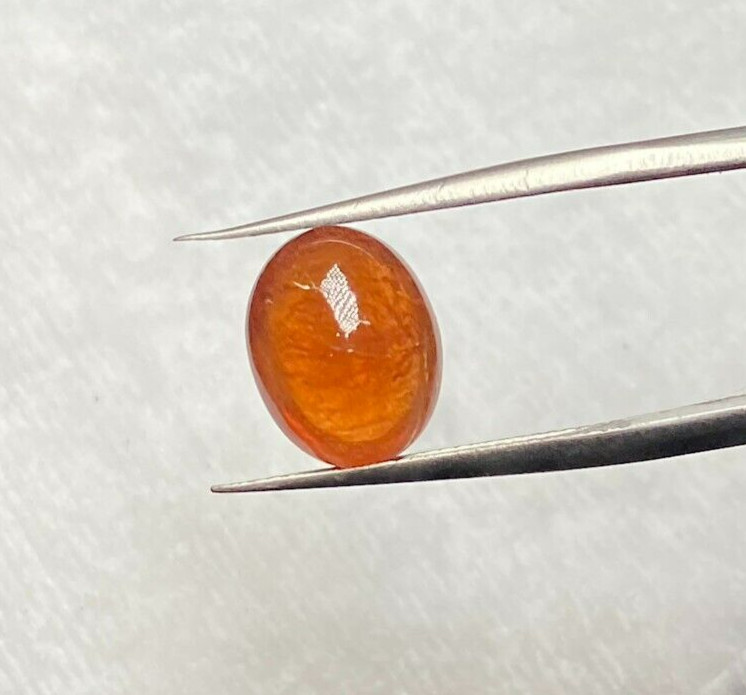 5.06 CTS TRANSPARENT NATURAL ORANGE SPESSARTITE GARNET, CAB 10.6 X 8.33 X 5.65MM