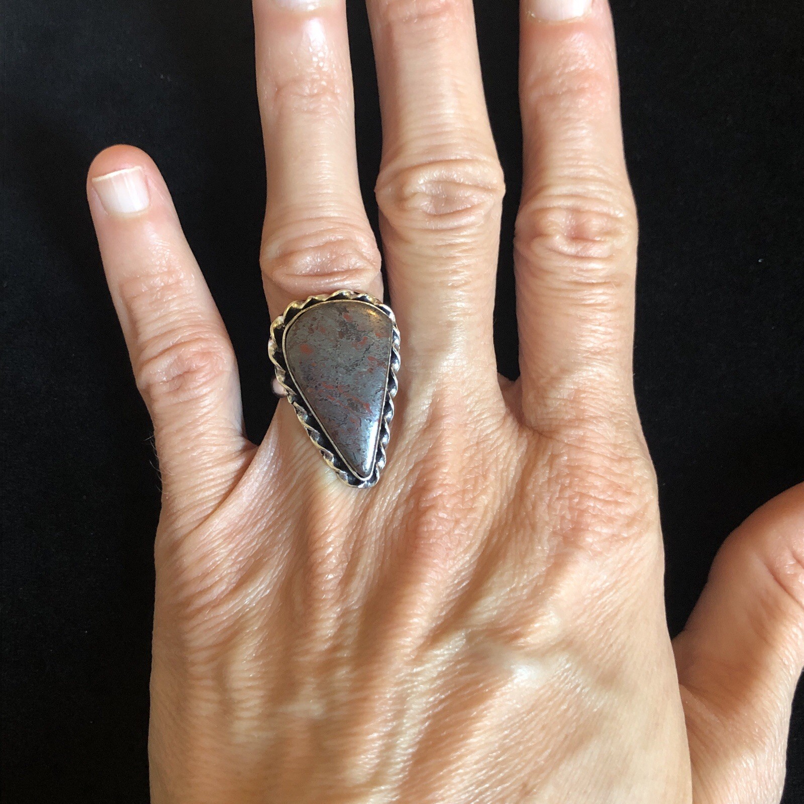 Gray Red And Black Stone Unknown 925 Sterling Silver India Ring Size 6