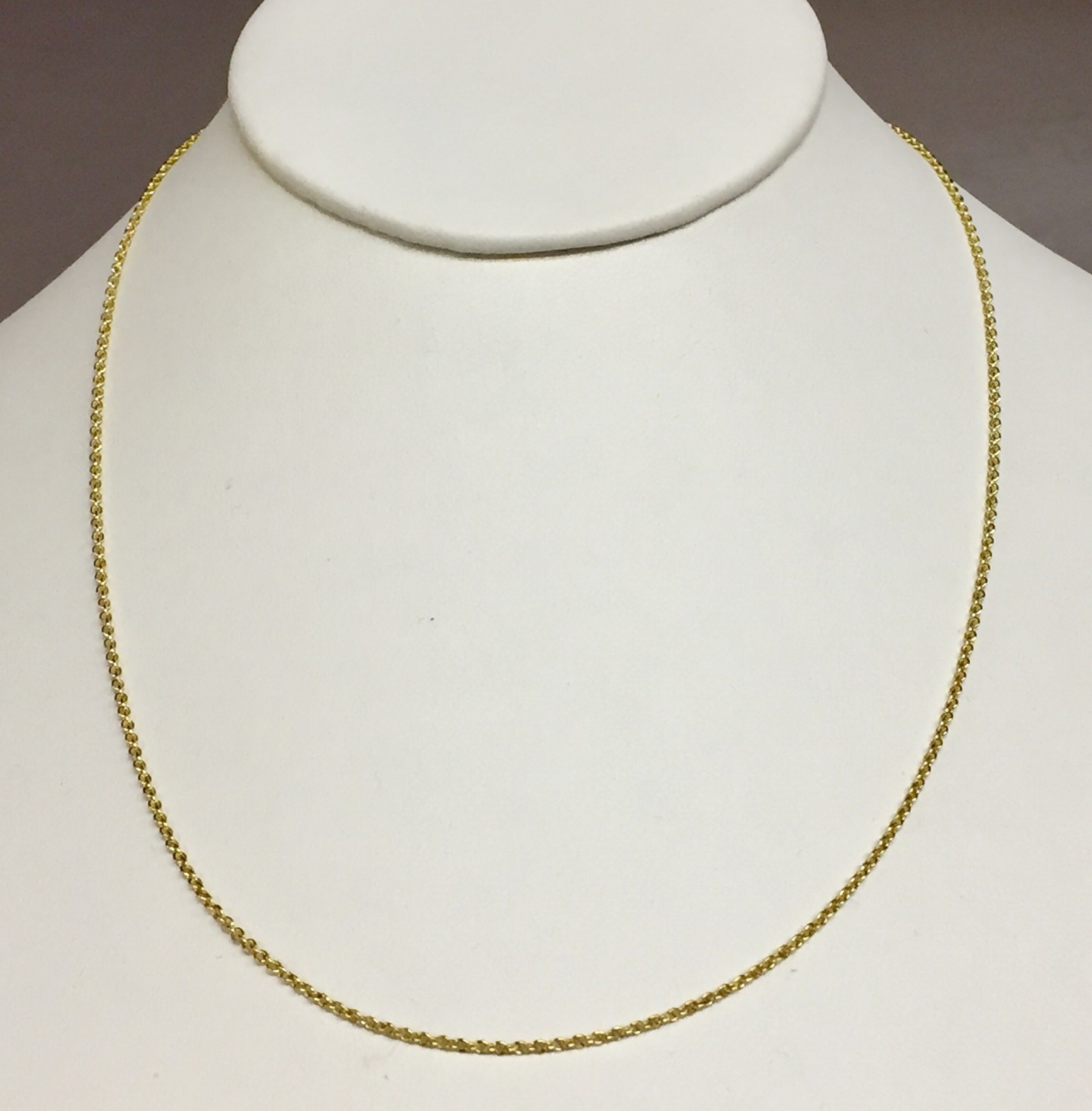 14k Yellow Gold Cable Link Pendant Chain/Necklace 16″ 1.5 mm 1.3 grams RCAB40