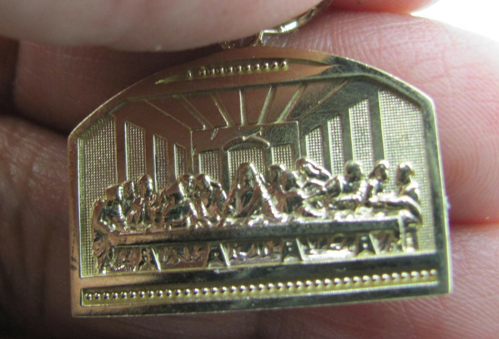 10k Yellow Gold Last Supper Charm Pendant 1″ 3.3 gram