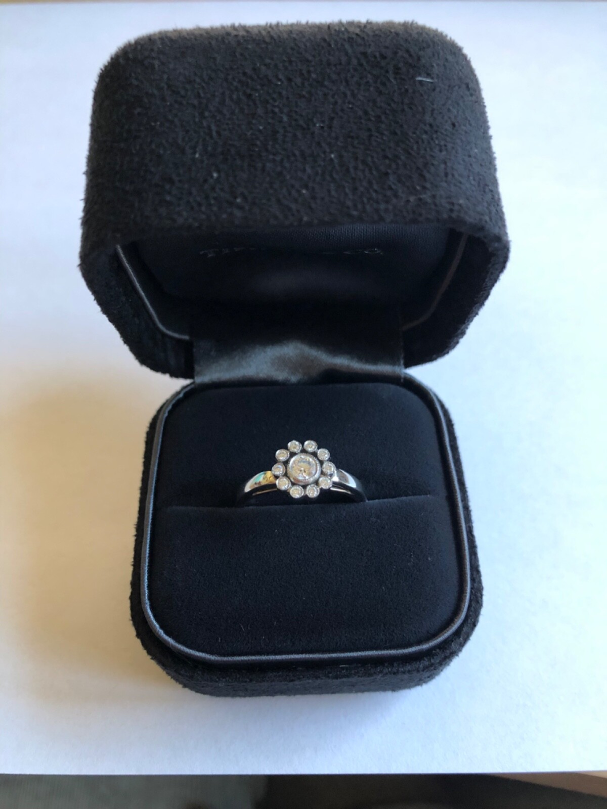 Tiffany & Co. milgrain flower diamond ring platinum 950 CTW 0.27 6.5 engagement