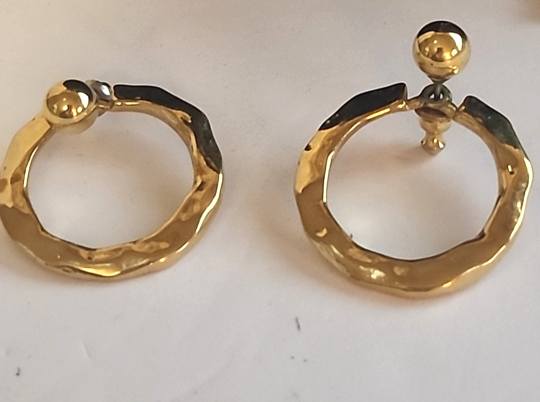 Gold Tone Slide Necklace Flower set with Earrings