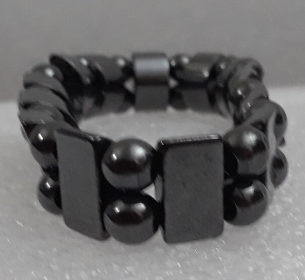 Metallic Stretch Bracelet Dark Stones 3.5 Inches Across Bracelet
