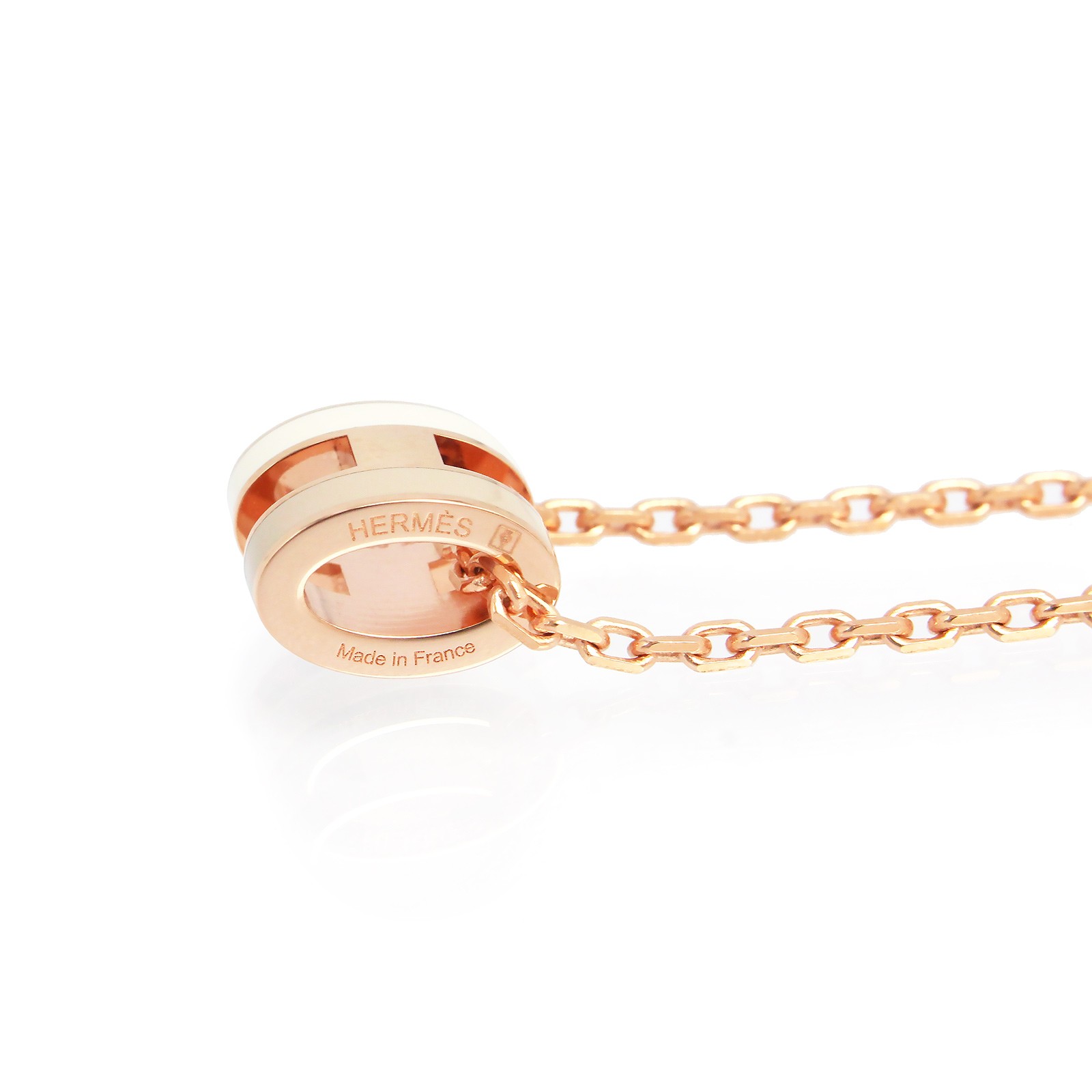 HERMES Pop H Mini Pop H Rocabar lacquered metal, Systeme Pendant / Necklace