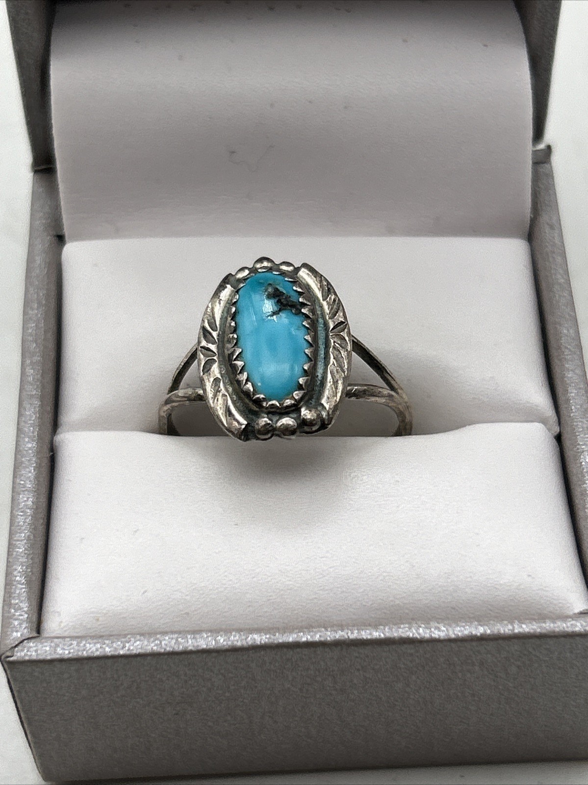 Vintage Sterling Silver Turquoise Ring Size 7 – 2.4 Grams Signed