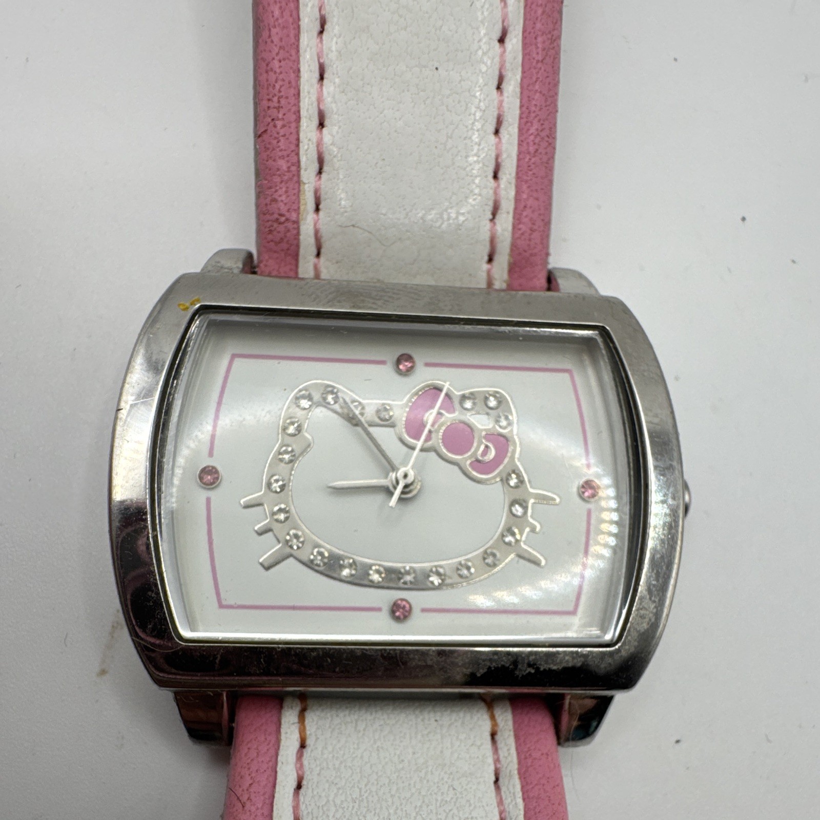 Sanrio Hello Kitty Girls Quartz Analog Watch 28-31.9mm -needs new battery