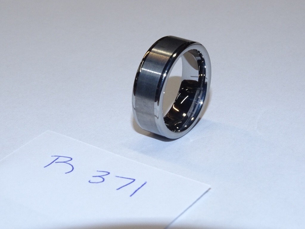 Triton Tungsten Carbide Wedding Ring 8mm Size 9 Silver w/ Silver Ctr. #R371