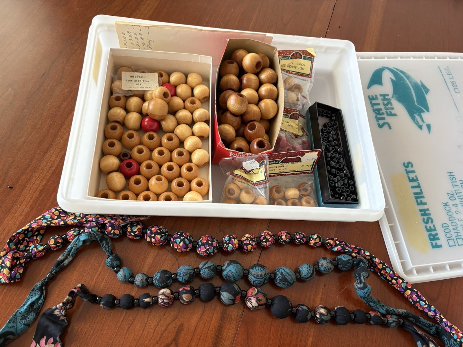 Beads Lot – many sizes & 03 handmade necklaces